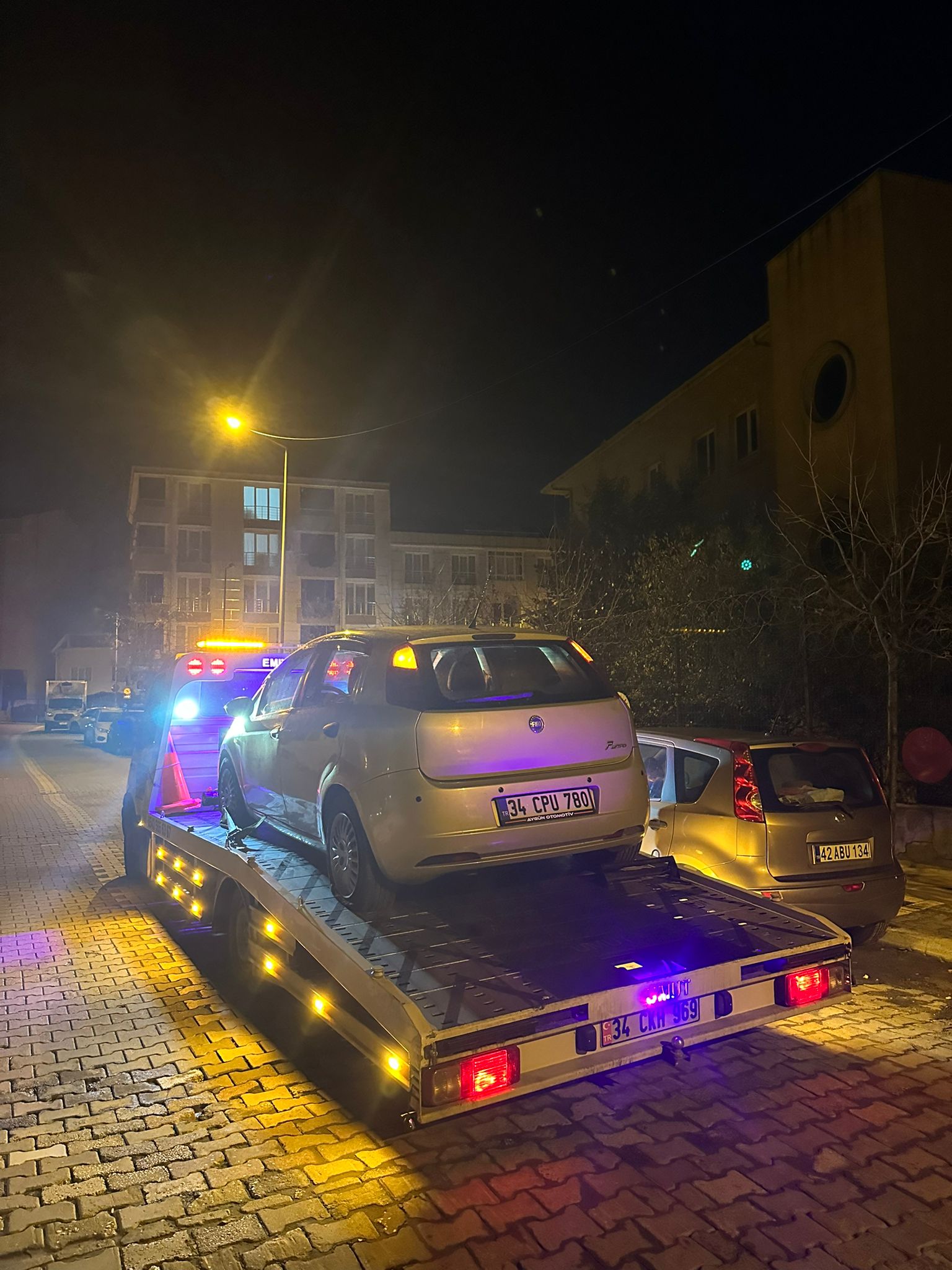 emre-oto (3) emre-oto (3)