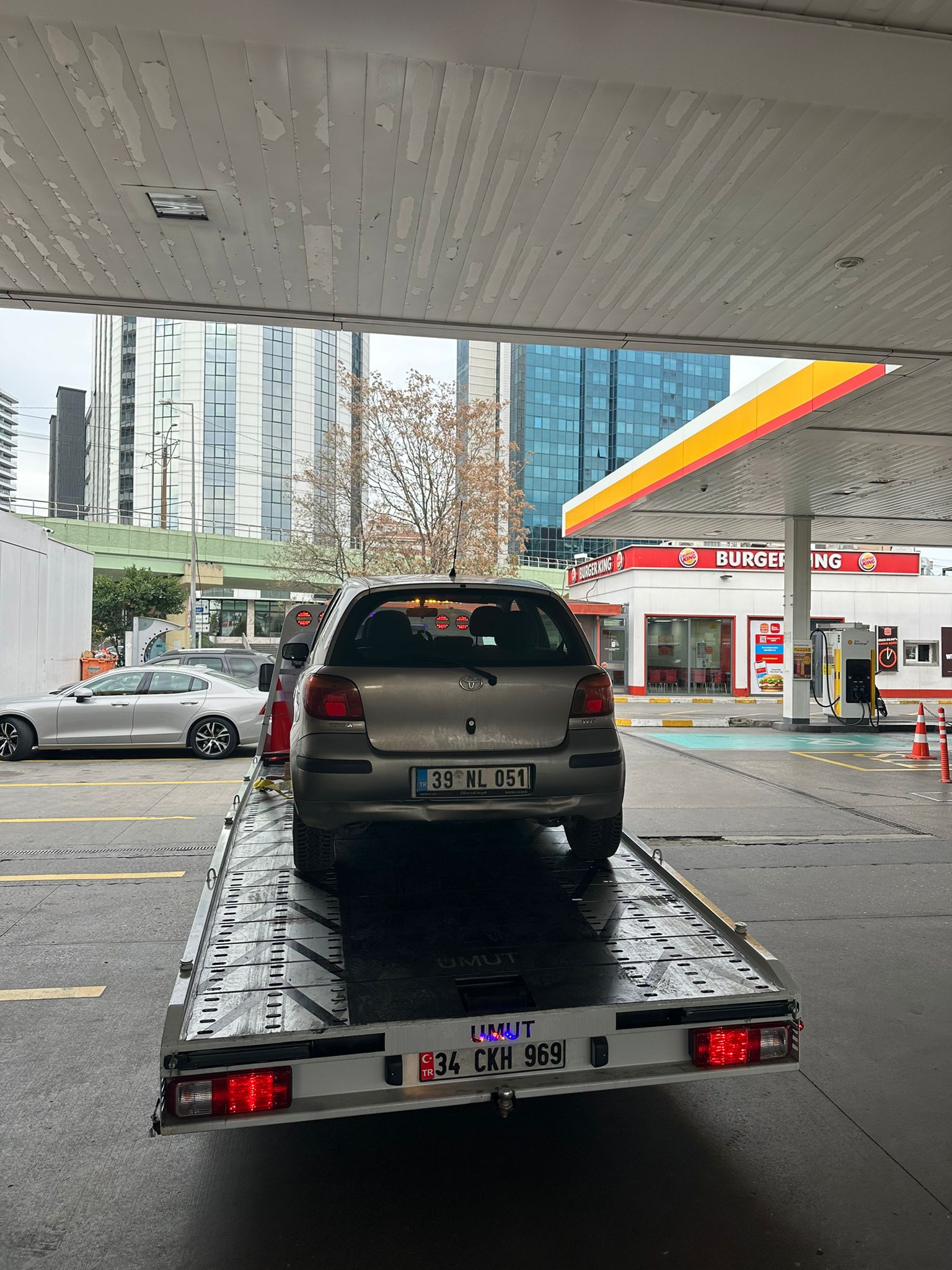 emre-oto-kurtarma-01 (3) emre-oto-kurtarma-01 (3)